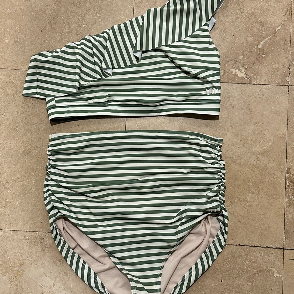 Green Striped One-Shoulder Swimsuit